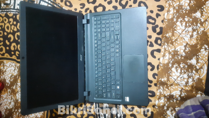 Acer Aspire ES1-523